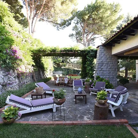 Lolj Con Piscina E Campo Da Tennis Villa Capaci