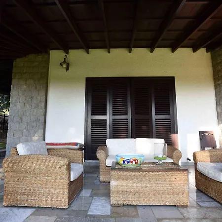 Lolj Con Piscina E Campo Da Tennis Villa Capaci