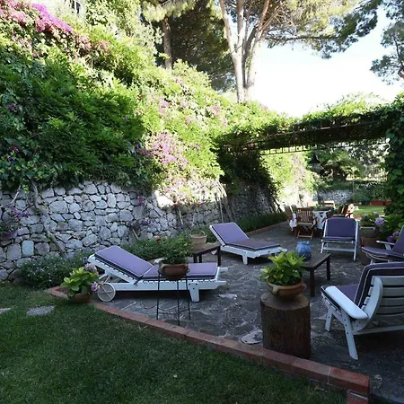 Villa Lolj Con Piscina E Campo Da Tennis